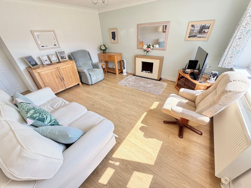 Acacia Drive Great Sutton